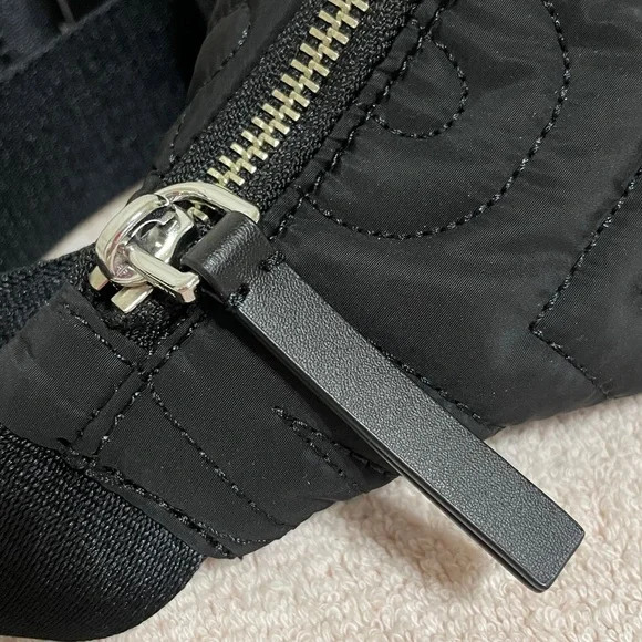 Marc Jacobs Quilted Black Belt/Body Bag - Picture 4 of 14